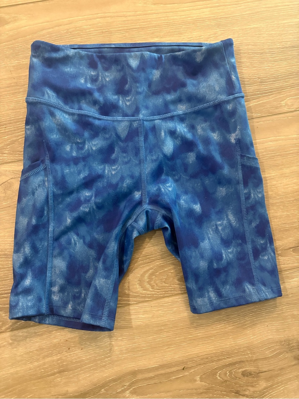 all in motion Women's Blue Tie-Dye High-Waist Bike Shorts